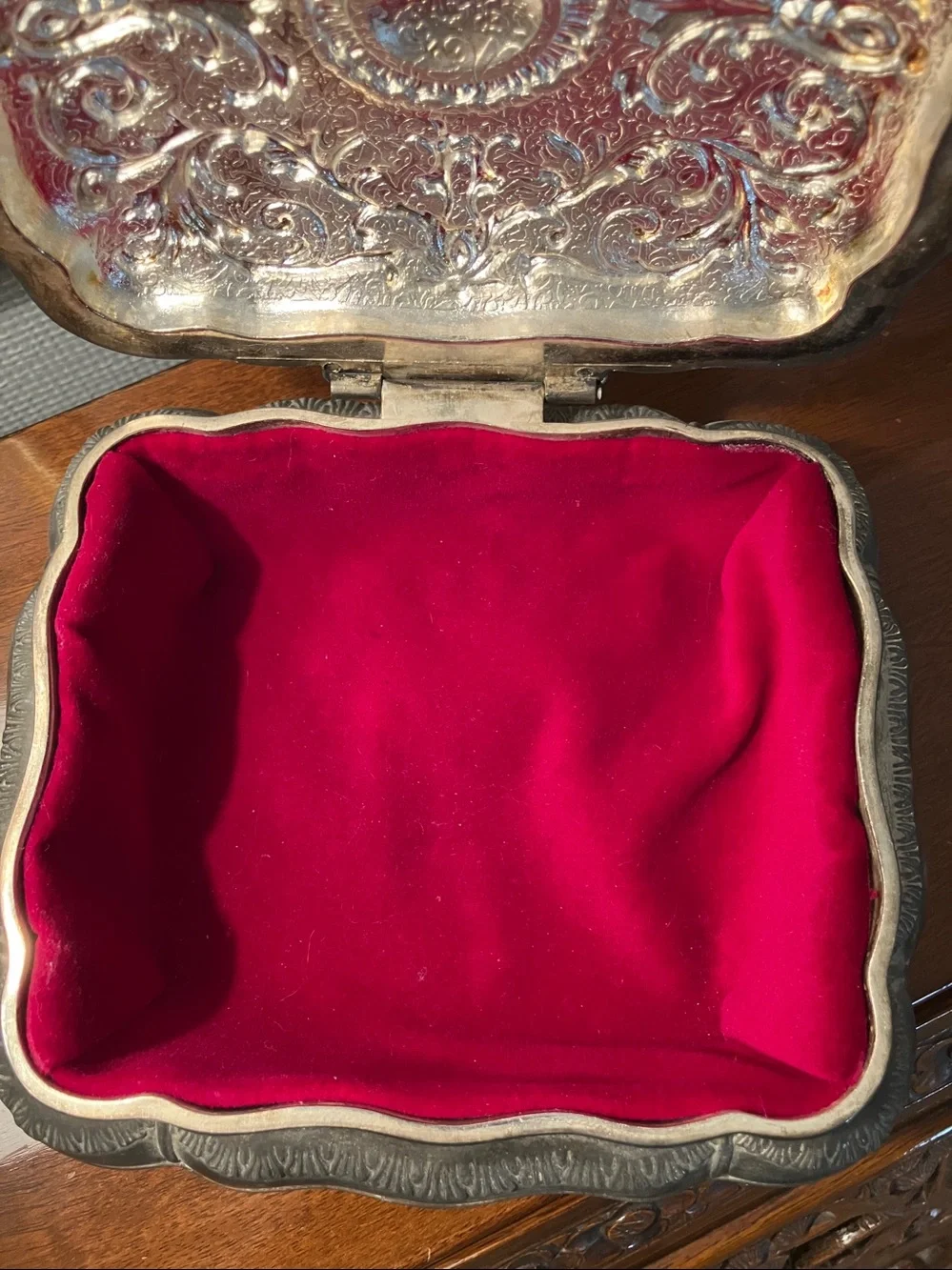 ornate silver jewelry box